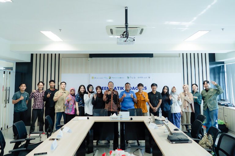 Culture Meets Sustainability, Green Batik Coaches Takes the Field