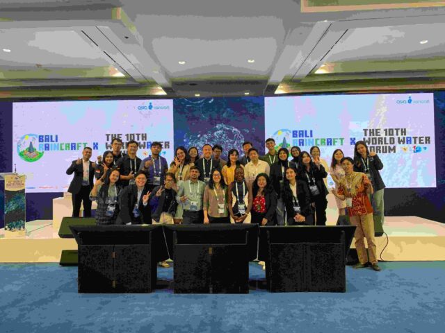 Group photo of Youth Hackathon: Bali Raincraft teams